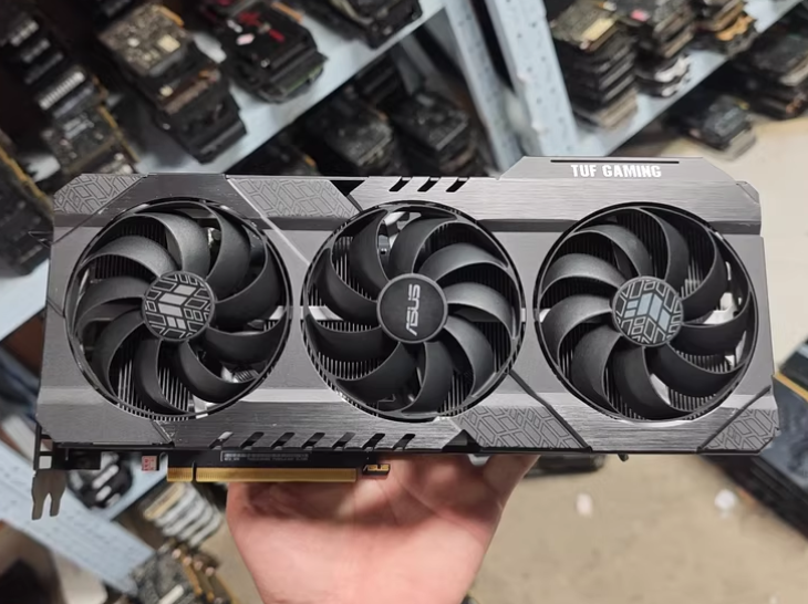 华硕TUF RTX3070-O8G-GAMING显卡